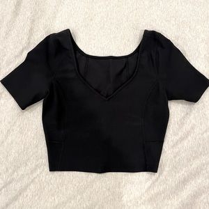 Lululemon - Ribbed Contoured V-neck Yoga Short Sleeve